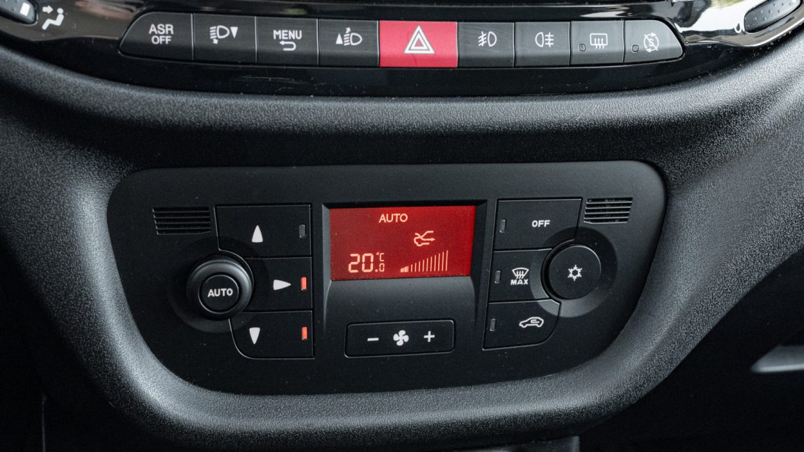 Fiat Doblo Kombi 1.6 MJ Dynamic PY19768 w zakupie za gotówkę