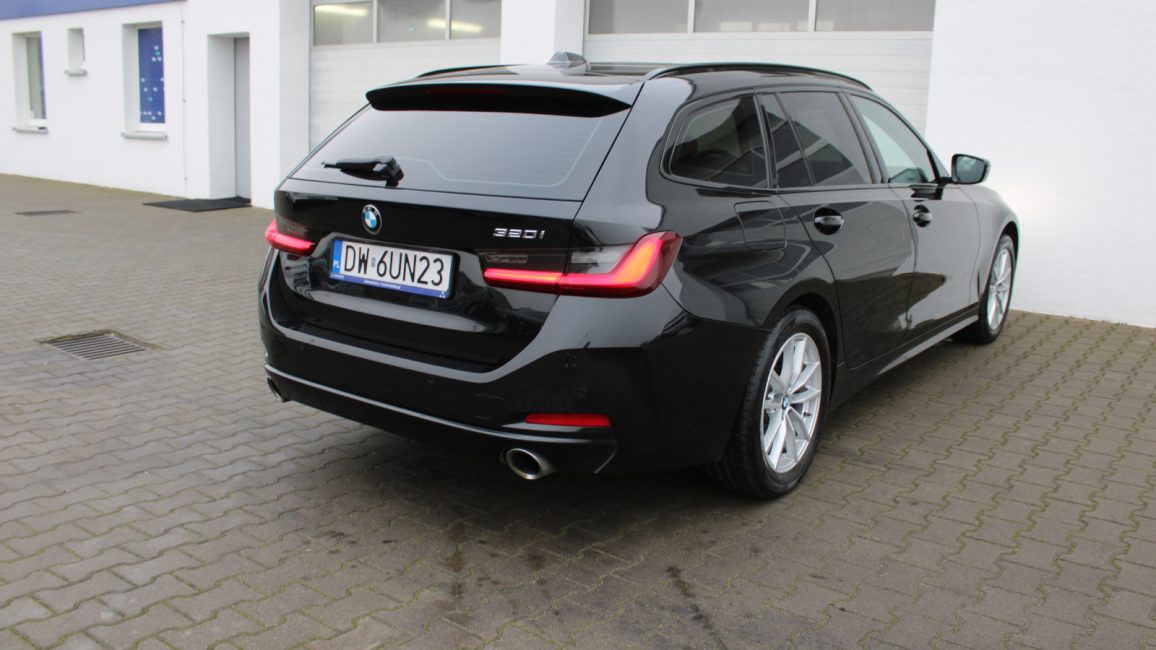 BMW 320i aut DW6UN23 w abonamencie