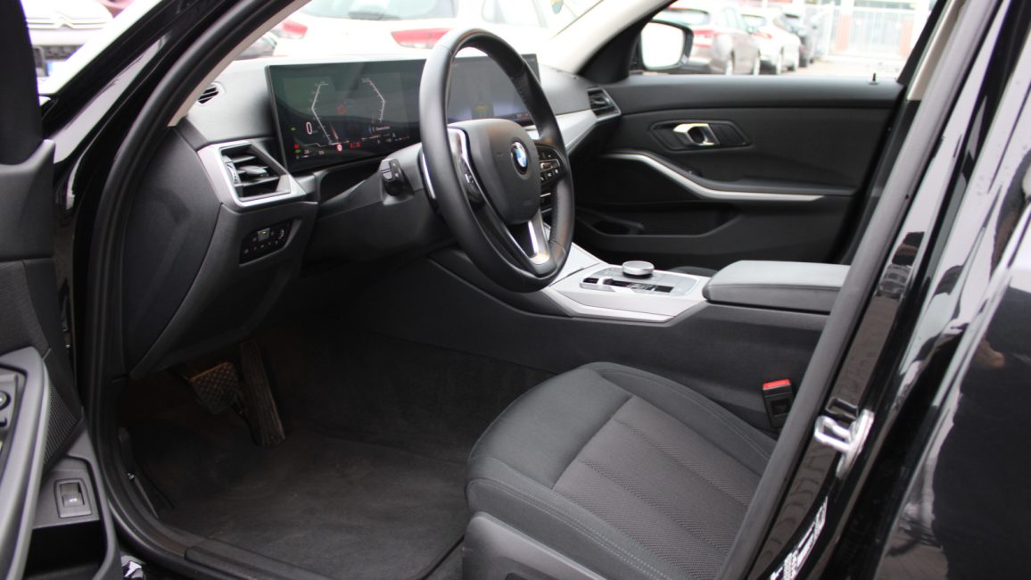 BMW 320i aut DW6UN23 w abonamencie