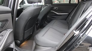 BMW 320i aut DW6UN23 w abonamencie