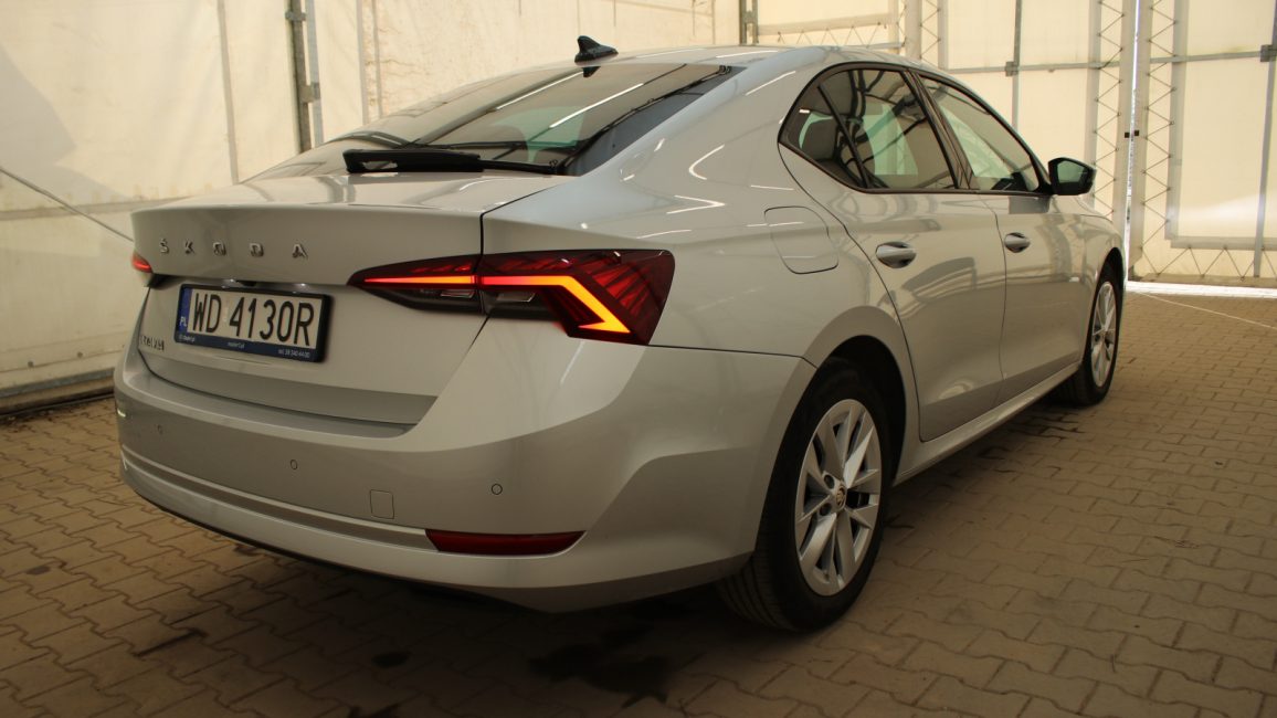 Skoda Octavia 1.5 TSI ACT Ambition WD4130R w abonamencie