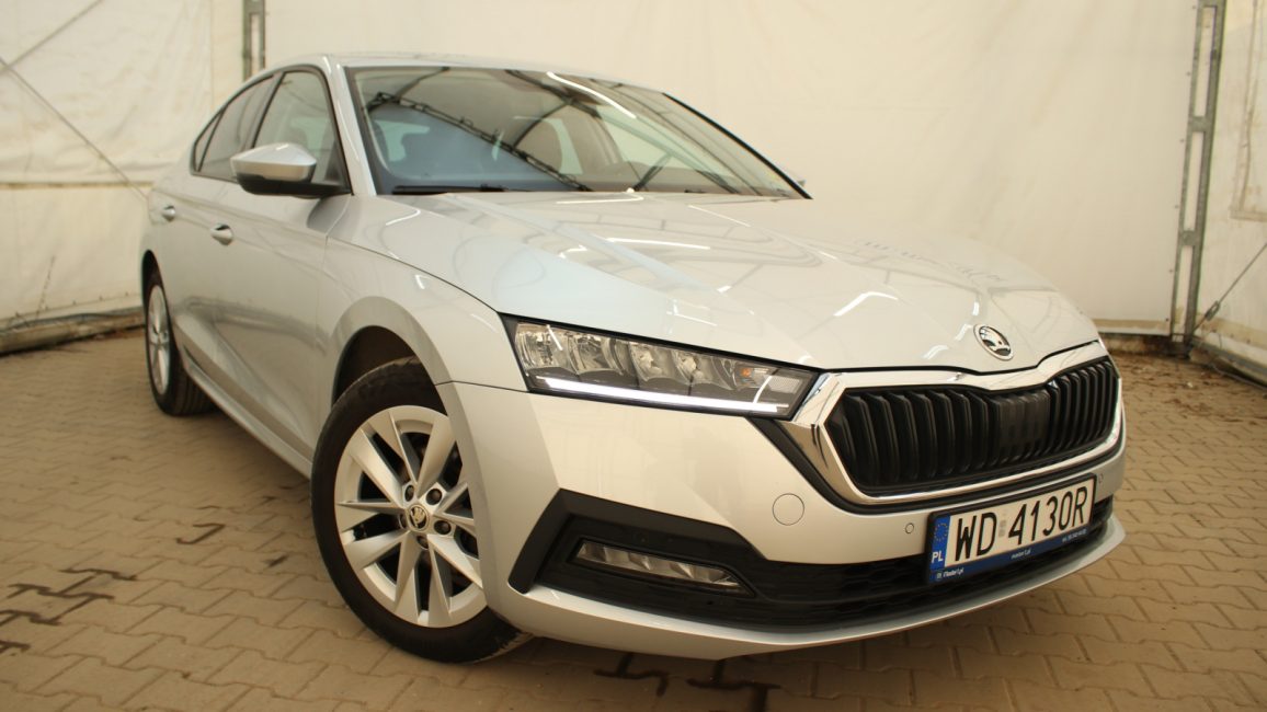 Skoda Octavia 1.5 TSI ACT Ambition WD4130R w abonamencie