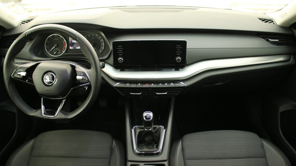 Skoda Octavia 1.5 TSI ACT Ambition WD4130R w abonamencie