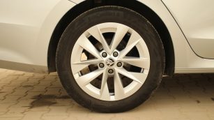 Skoda Octavia 1.5 TSI ACT Ambition WD4130R w abonamencie