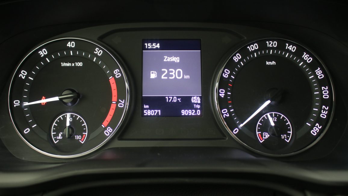 Skoda Octavia 1.5 TSI ACT Ambition WD4130R w abonamencie