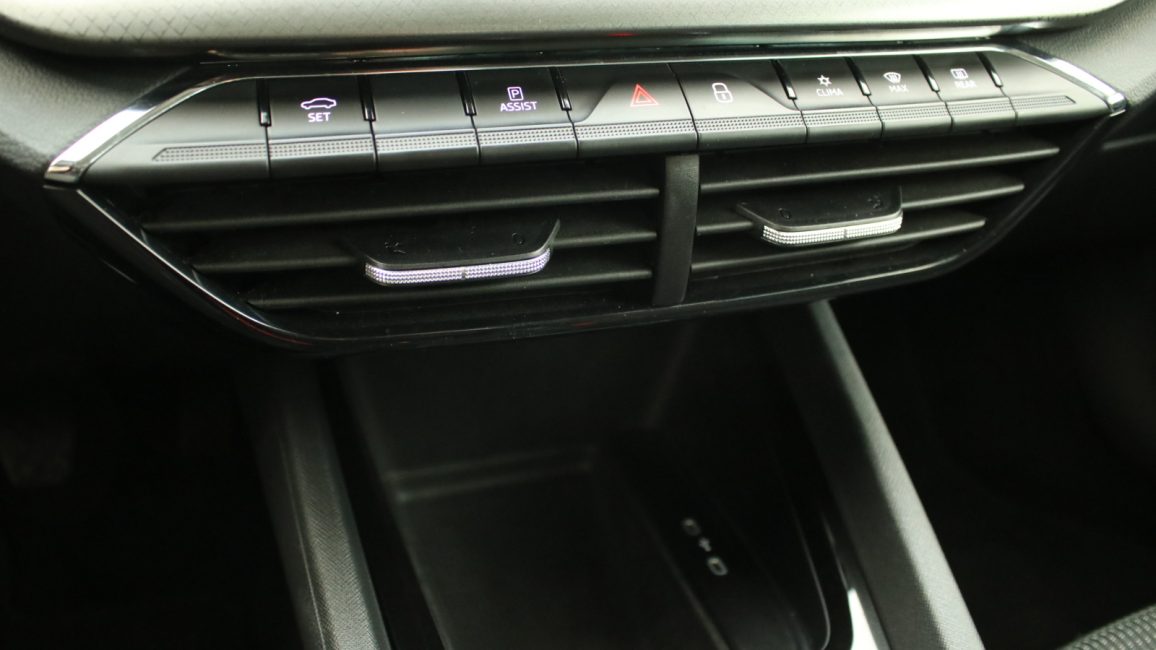 Skoda Octavia 1.5 TSI ACT Ambition WD4130R w abonamencie