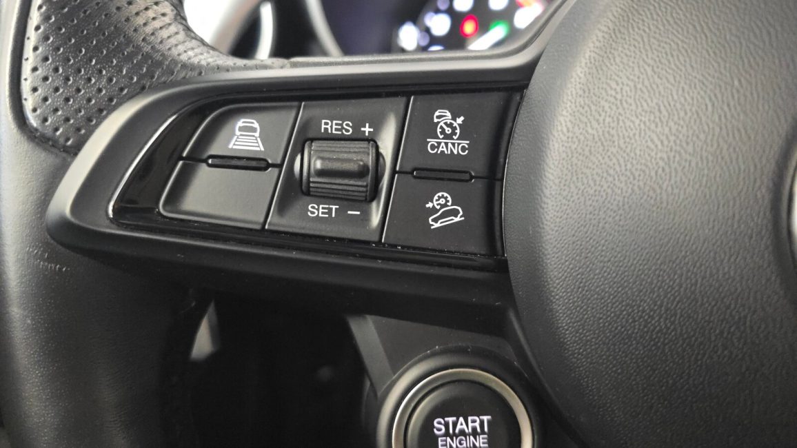 Alfa Romeo Stelvio 2.0 Turbo Veloce TI Q4 aut DW1RN27 w abonamencie