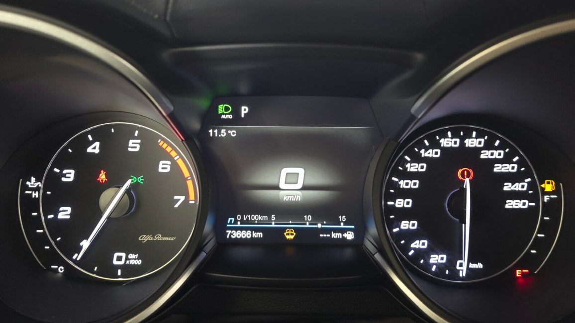 Alfa Romeo Stelvio 2.0 Turbo Veloce TI Q4 aut DW1RN27 w leasingu dla firm
