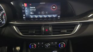 Alfa Romeo Stelvio 2.0 Turbo Veloce TI Q4 aut DW1RN27 w abonamencie