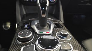 Alfa Romeo Stelvio 2.0 Turbo Veloce TI Q4 aut DW1RN27 w abonamencie