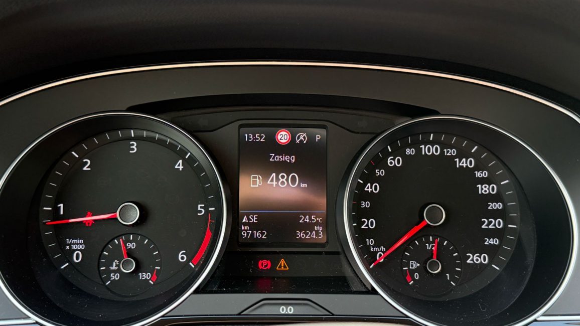 Volkswagen Passat 2.0 TDI Elegance DSG GD865VF w leasingu dla firm