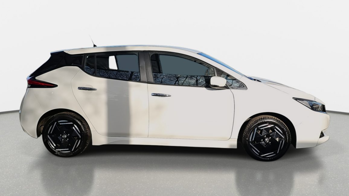 Nissan Leaf 40kWh Acenta SK179WV w abonamencie dla firm