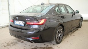 BMW 318i Advantage aut WX3953E w leasingu dla firm
