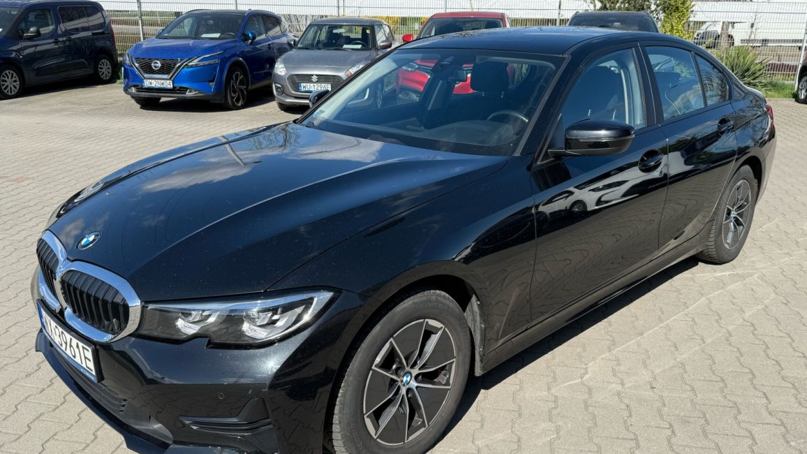BMW 318i Advantage aut WX3961E w zakupie za gotówkę