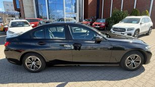 BMW 318i Advantage aut WX3961E w abonamencie