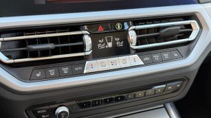 BMW 318i Advantage aut WX3961E w abonamencie