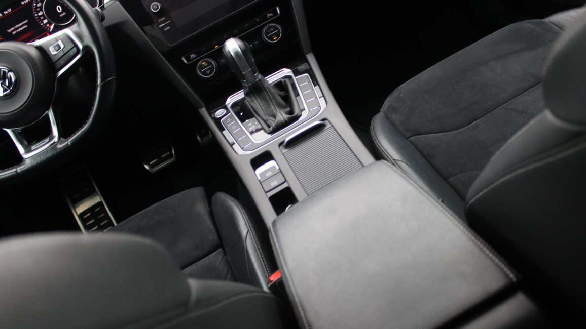 Volkswagen Arteon 2.0 TDI Bi-Turbo SCR 4Mot. R-Line DSG WD7552H w zakupie za gotówkę