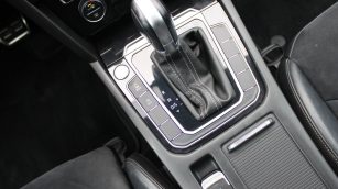 Volkswagen Arteon 2.0 TDI Bi-Turbo SCR 4Mot. R-Line DSG WD7552H w zakupie za gotówkę