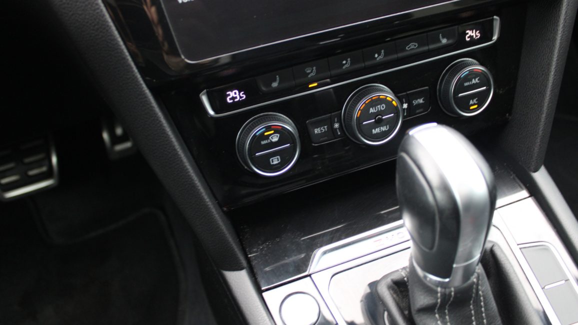 Volkswagen Arteon 2.0 TDI Bi-Turbo SCR 4Mot. R-Line DSG WD7552H w zakupie za gotówkę