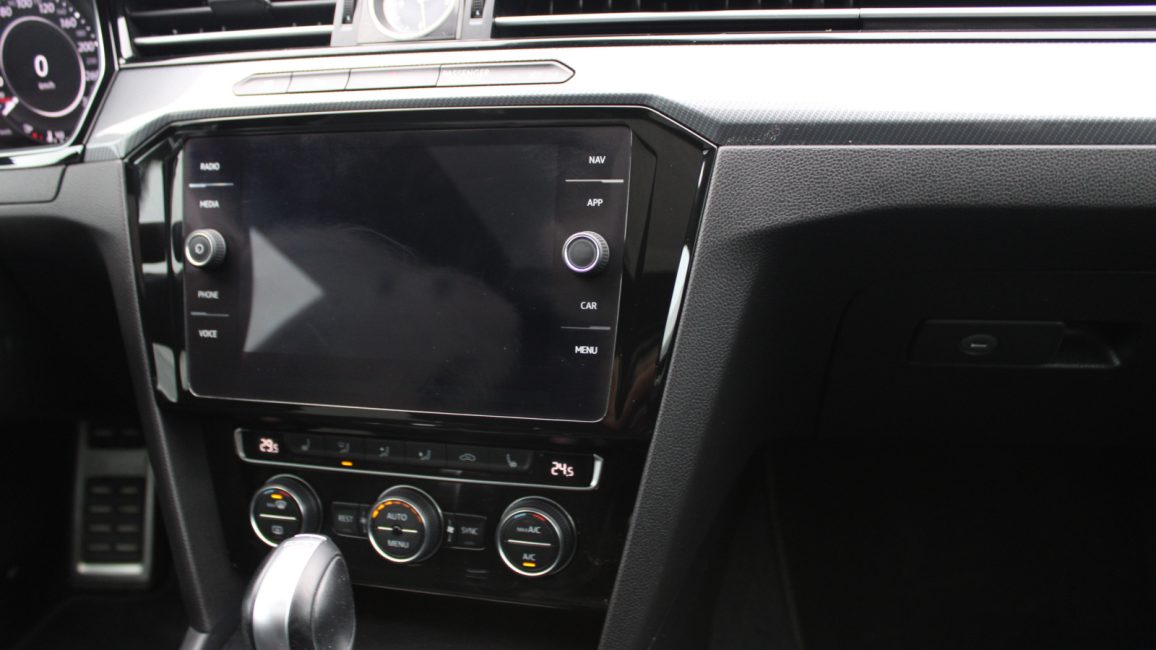 Volkswagen Arteon 2.0 TDI Bi-Turbo SCR 4Mot. R-Line DSG WD7552H w zakupie za gotówkę