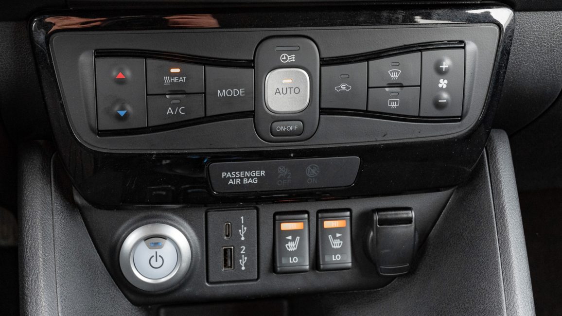 Nissan Leaf 40kWh N-Connecta DB3093K w leasingu dla firm