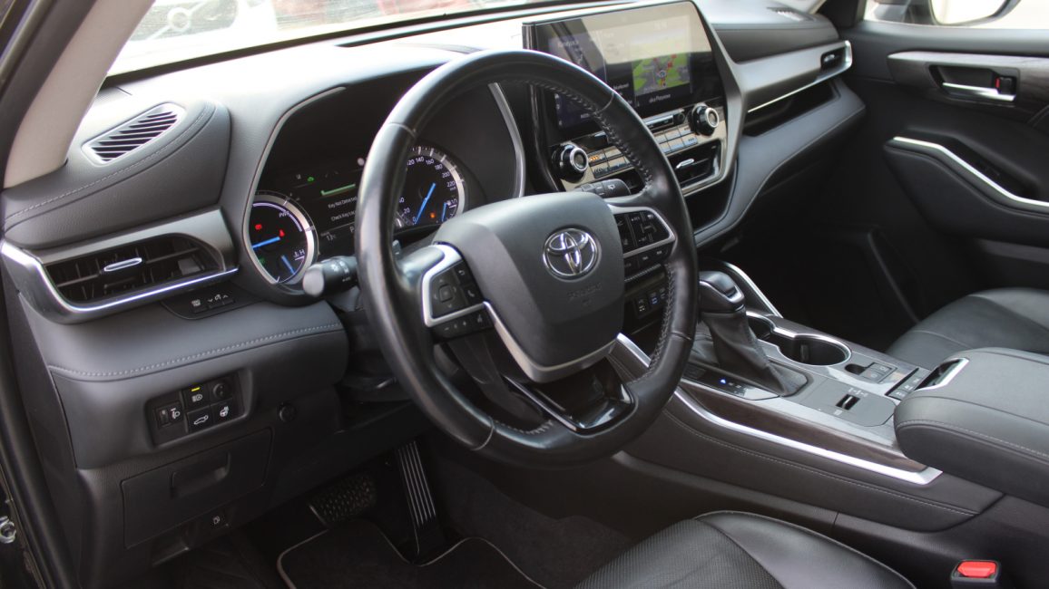 Toyota Highlander 2.5 Hybrid Prestige PO1WT67 w leasingu dla firm