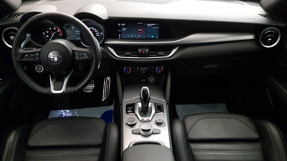 Alfa Romeo Stelvio 2.0 Turbo Veloce Q4 aut WD6979S w abonamencie
