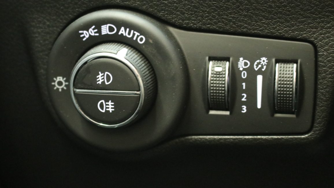Jeep Compass 1.3 TMair Longitude FWD S&S DDCT WD4049S w abonamencie dla firm