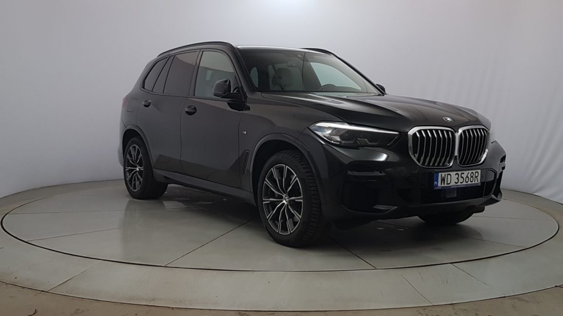 BMW X5 xDrive25d sport-aut WD3568R w abonamencie dla firm