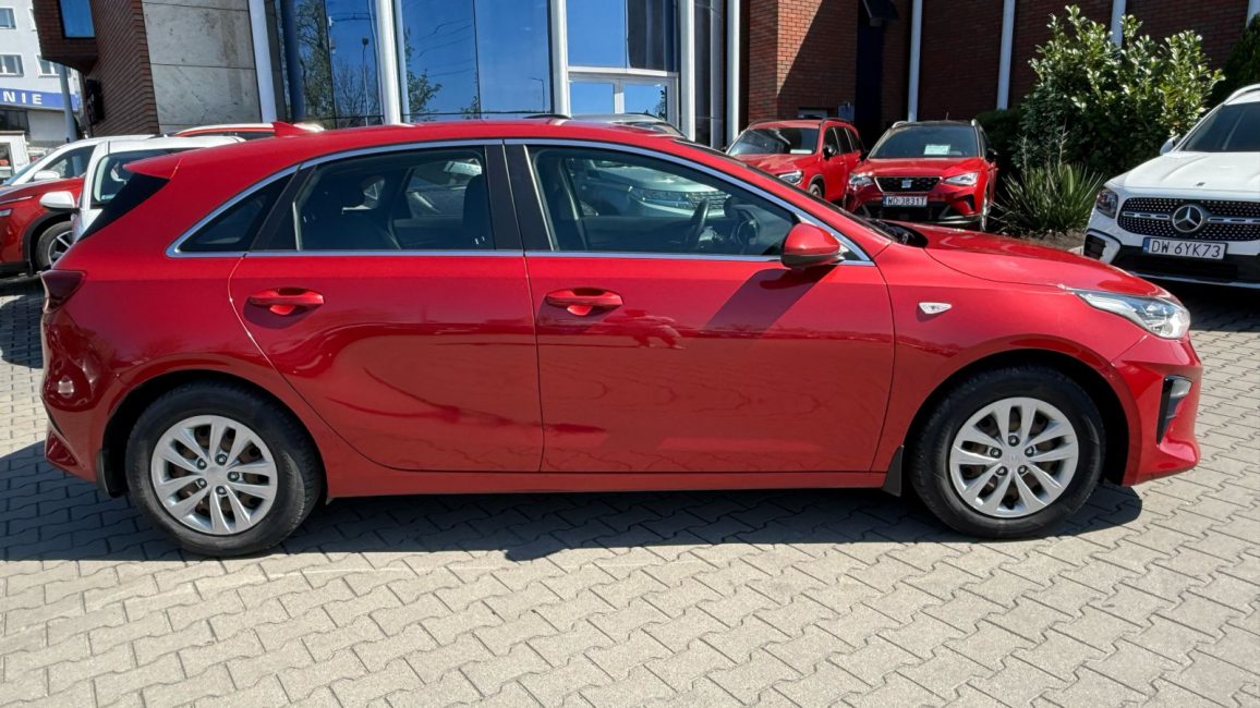 Kia Ceed 1.4 T-GDI M WJ5450K w zakupie za gotówkę
