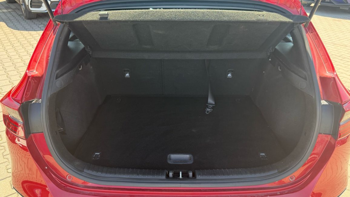Kia Ceed 1.4 T-GDI M WJ5450K w zakupie za gotówkę