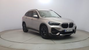 BMW X1 sDrive18i Sport Line aut WD4441S w abonamencie