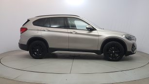 BMW X1 sDrive18i Sport Line aut WD4441S w abonamencie