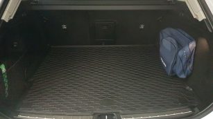 Volvo XC60 B5 D AWD Plus Dark aut LU158NY w abonamencie