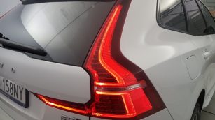 Volvo XC60 B5 D AWD Plus Dark aut LU158NY w abonamencie