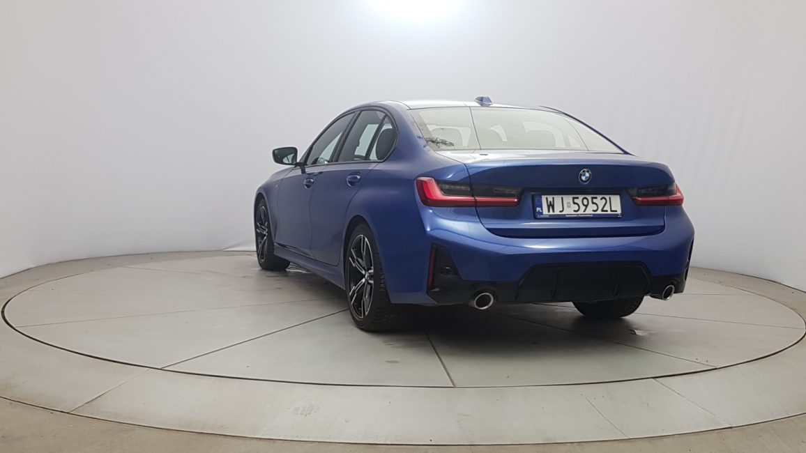 BMW 318i M Sport aut WJ5952L w abonamencie