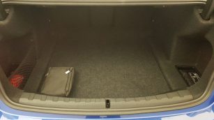 BMW 318i M Sport aut WJ5952L w abonamencie
