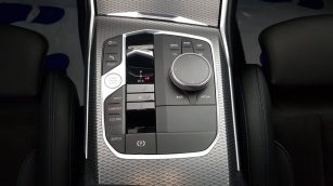 BMW 318i M Sport aut WJ5952L w abonamencie