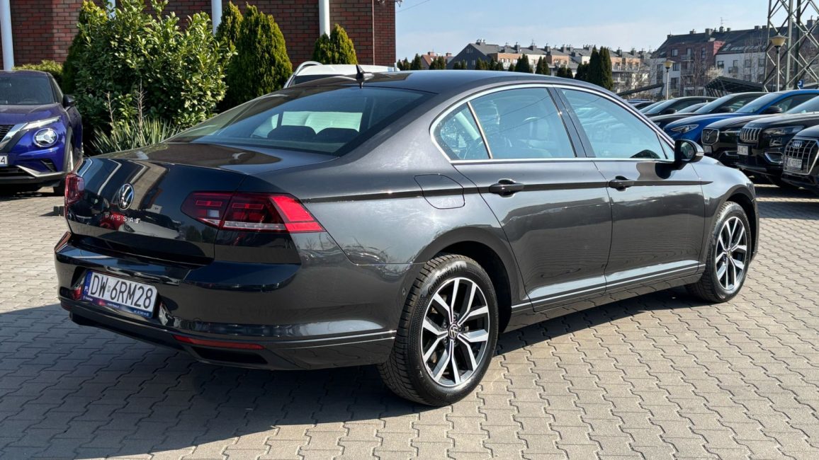 Volkswagen Passat 1.5 TSI EVO Business DSG DW6RM28 w zakupie za gotówkę