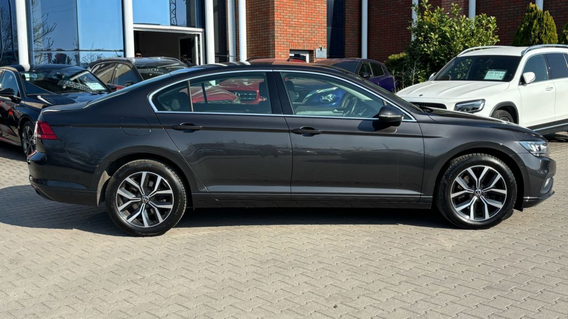 Volkswagen Passat 1.5 TSI EVO Business DSG DW6RM28 w zakupie za gotówkę