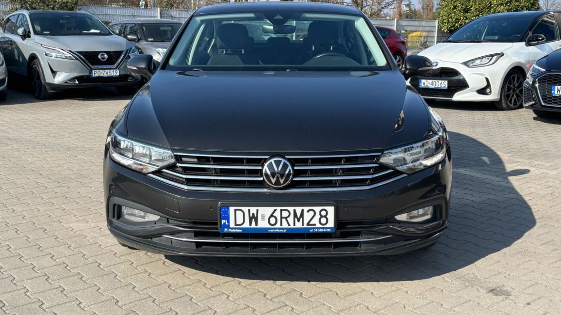 Volkswagen Passat 1.5 TSI EVO Business DSG DW6RM28 w zakupie za gotówkę