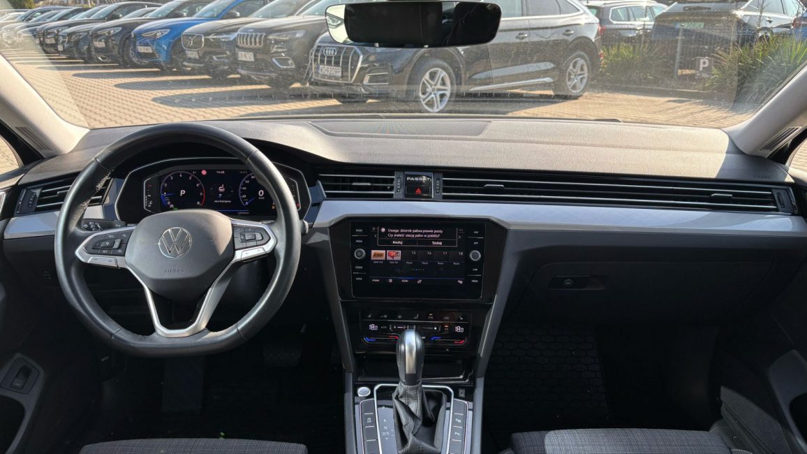 Volkswagen Passat 1.5 TSI EVO Business DSG DW6RM28 w zakupie za gotówkę