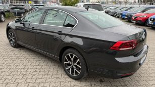Volkswagen Passat 1.5 TSI EVO Business DSG DW6RM29 w abonamencie