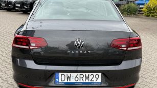 Volkswagen Passat 1.5 TSI EVO Business DSG DW6RM29 w abonamencie