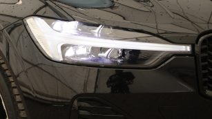 Volvo XC60 B4 D Plus Dark aut WD8306R w abonamencie