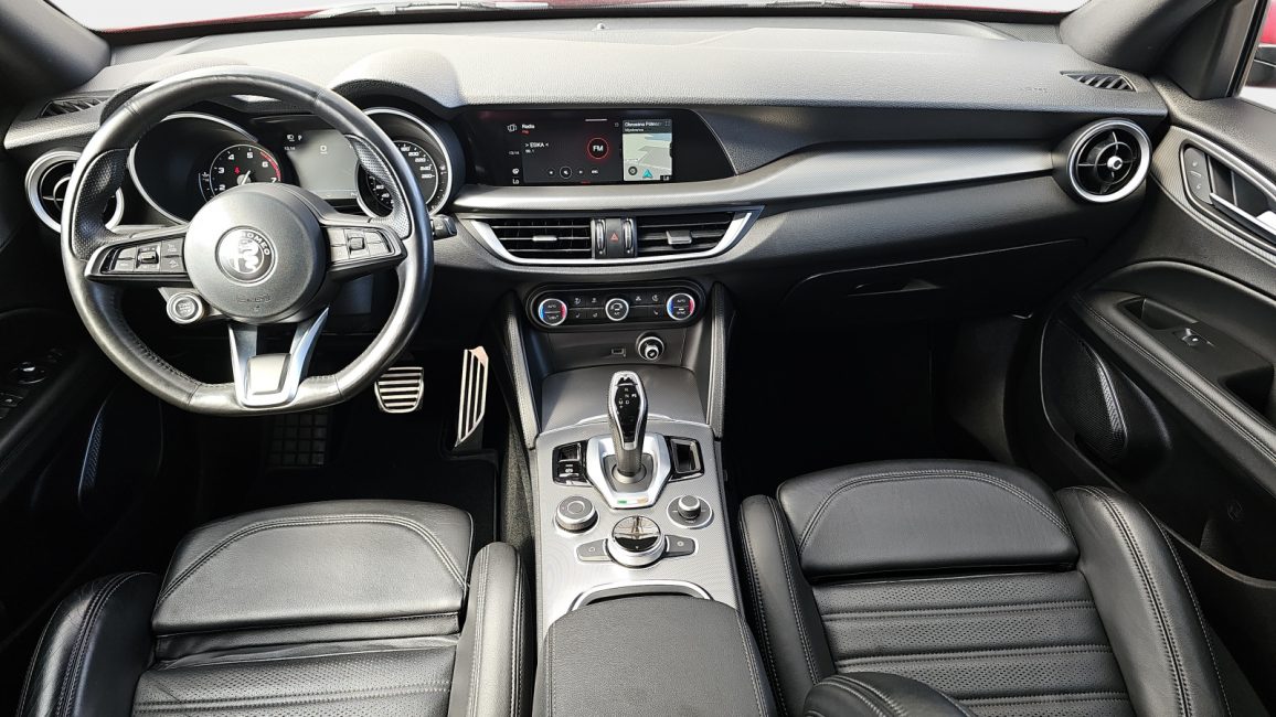 Alfa Romeo Stelvio 2.0 Turbo Veloce Q4 aut SK545VV w abonamencie