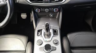 Alfa Romeo Stelvio 2.0 Turbo Veloce Q4 aut SK545VV w abonamencie