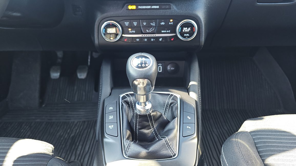 Ford Focus 1.0 EcoBoost Titanium X WJ5418K w abonamencie