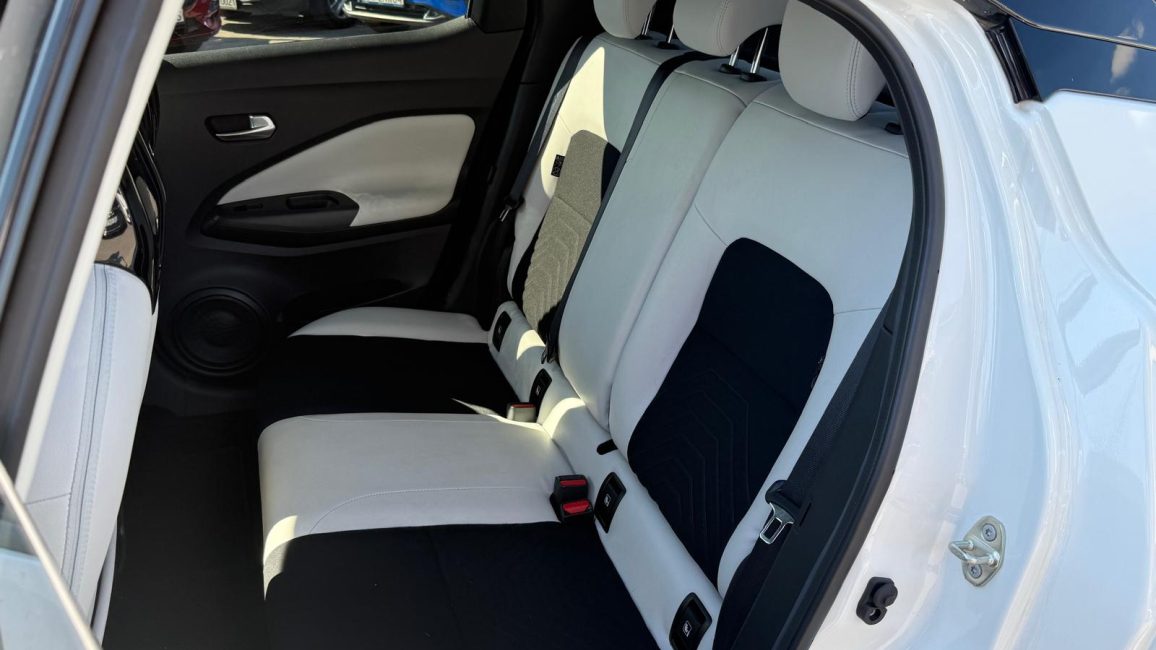 Nissan Juke 1.0 DIG-T Tekna DCT DB0535K w abonamencie dla firm