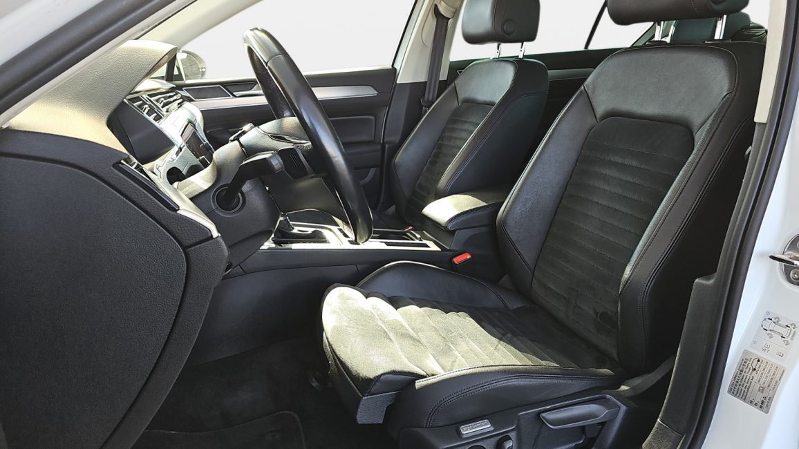 Volkswagen Passat 2.0 TDI BMT Highline DSG7 WD3545R w zakupie za gotówkę